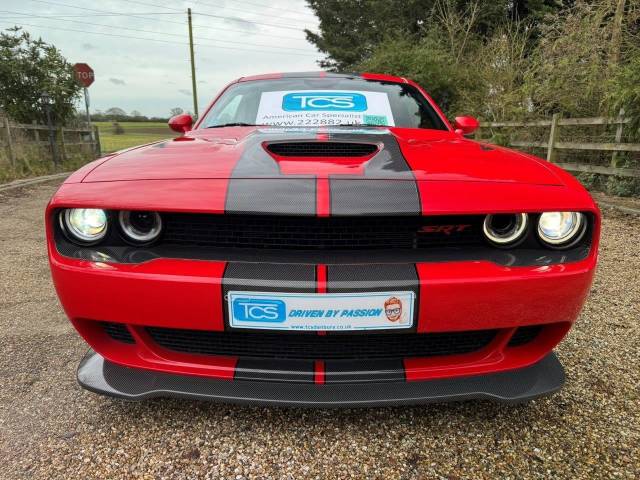 Dodge Challenger 6.2 SRT HELLCAT 707hp 8Spd Auto LHD (import) Coupe Petrol Red