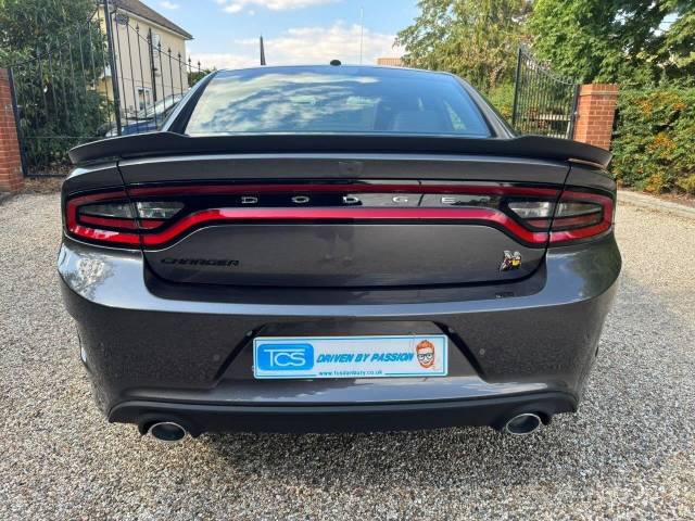 2025 Dodge Charger Scat Pack 392Ci (6.4L) HEMI V8 8Spd Auto
